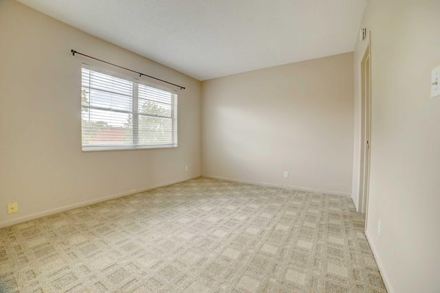 1117 Lake Terrace 210, Boynton Beach, FL 33426