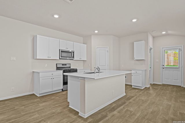 10713 Dazzle, San Antonio, TX 78252