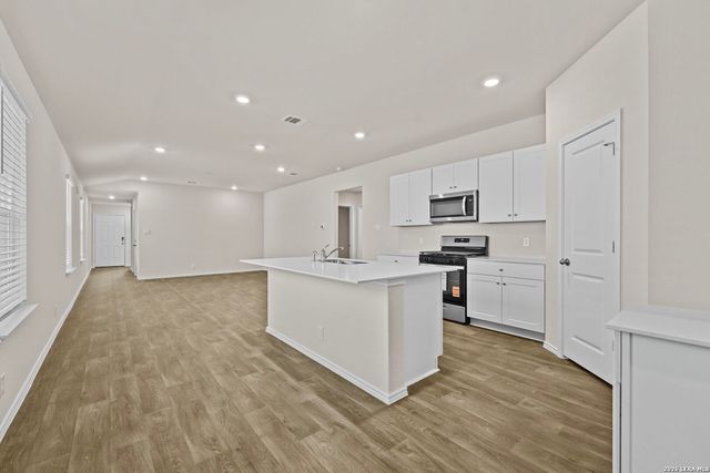 10713 Dazzle, San Antonio, TX 78252