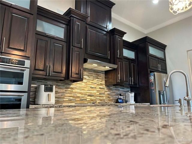 1304 Lake View Drive, Mission, TX 78572