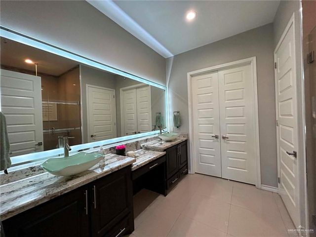 1304 Lake View Drive, Mission, TX 78572