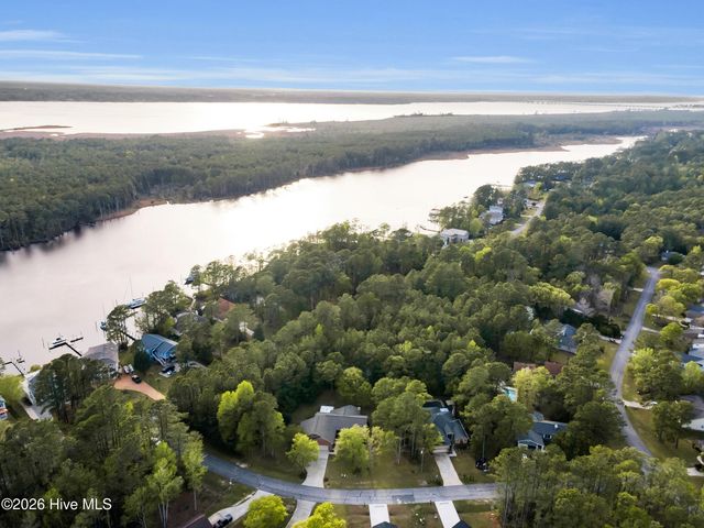 903 Lanyard Lane, New Bern, NC 28560