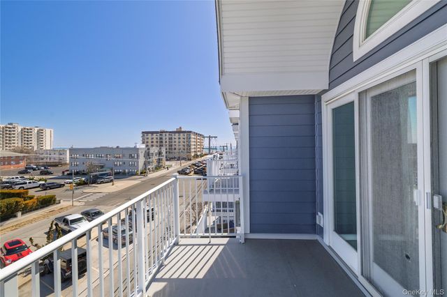 159 Monroe Boulevard Upper, Long Beach, NY 11561