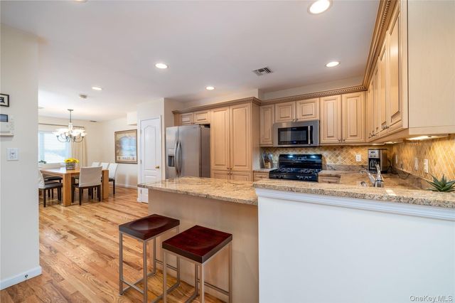 159 Monroe Boulevard Upper, Long Beach, NY 11561