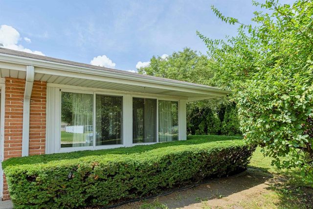 2131 Mt Zion Avenue, Janesville, WI 53545