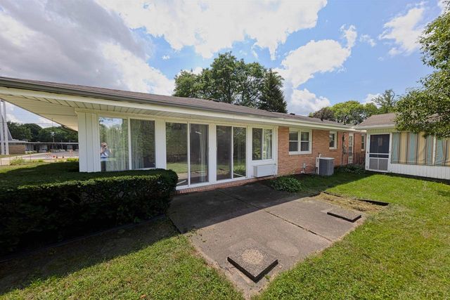 2131 Mt Zion Avenue, Janesville, WI 53545