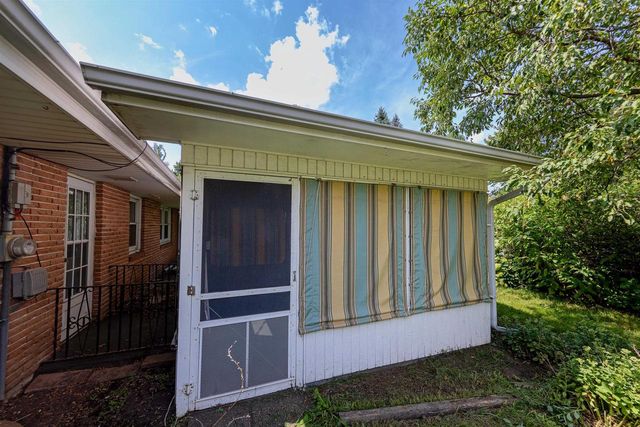2131 Mt Zion Avenue, Janesville, WI 53545
