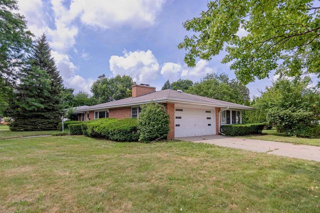 2131 Mt Zion Avenue, Janesville, WI 53545