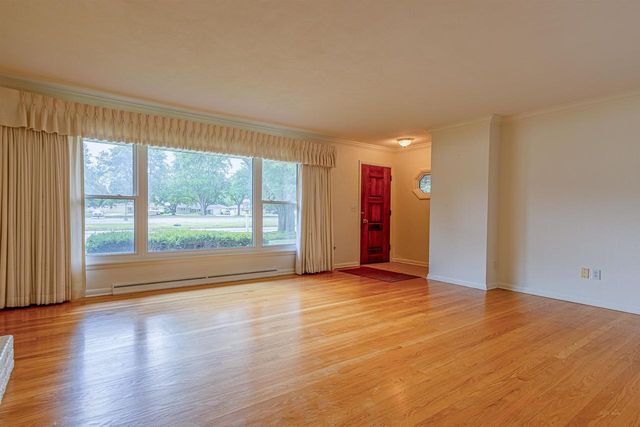 2131 Mt Zion Avenue, Janesville, WI 53545