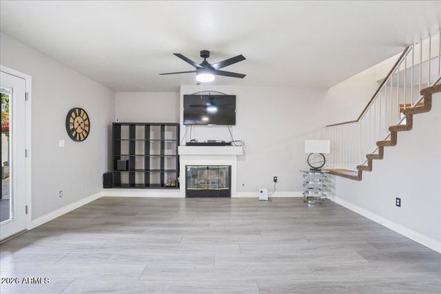 2018 E WAHALLA Lane, Phoenix, AZ 85024