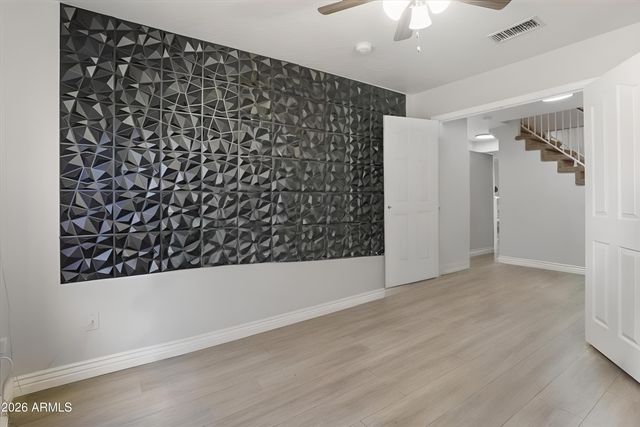 2018 E WAHALLA Lane, Phoenix, AZ 85024