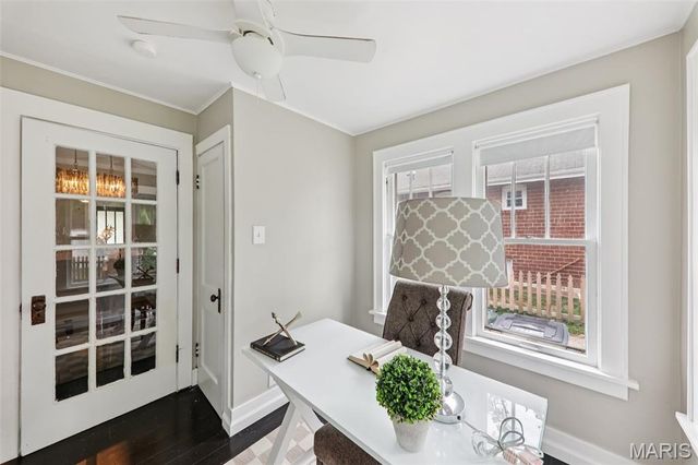 7426 Richmond Place, St Louis, MO 63143