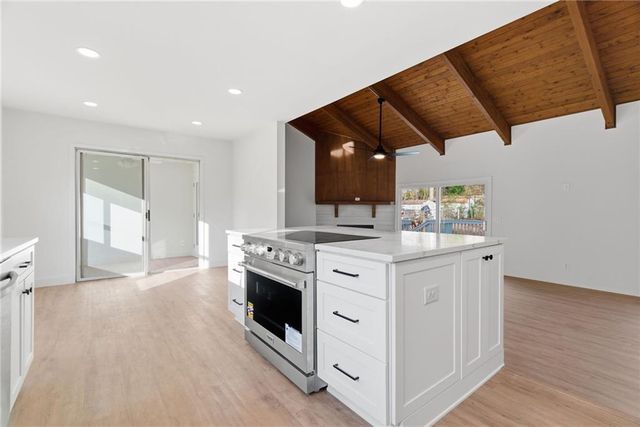 3447 Dry Creek, Marietta, GA 30062