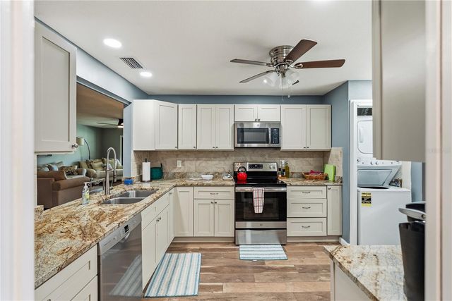 3500 EL CONQUISTADOR PARKWAY 124, Bradenton, FL 34210