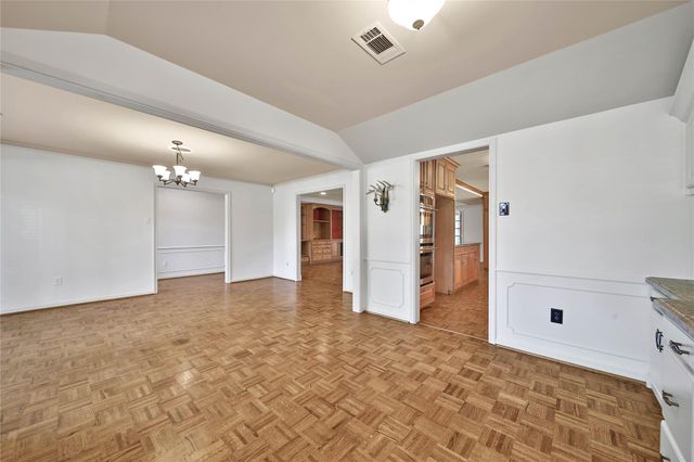 1147 Thornton Road, Houston, TX 77018