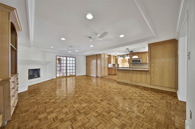 1147 Thornton Road, Houston, TX 77018