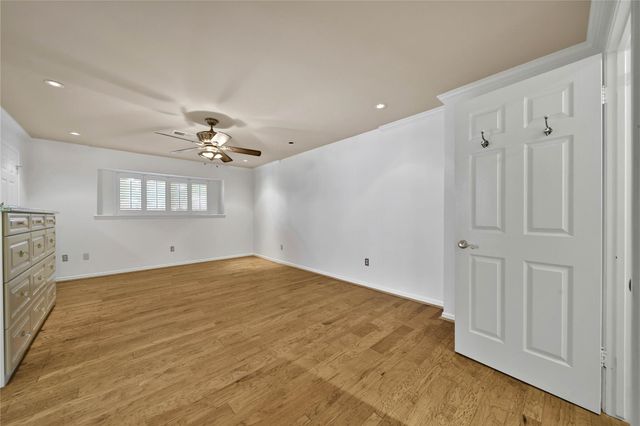 1147 Thornton Road, Houston, TX 77018