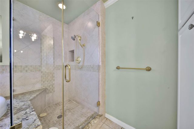 1147 Thornton Road, Houston, TX 77018