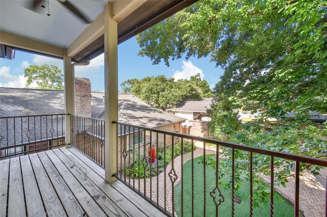 1147 Thornton Road, Houston, TX 77018