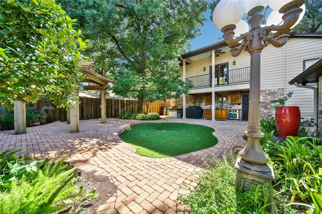 1147 Thornton Road, Houston, TX 77018