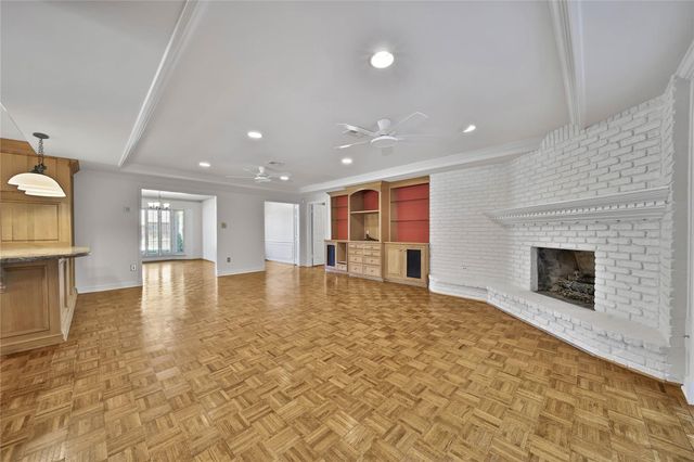 1147 Thornton Road, Houston, TX 77018