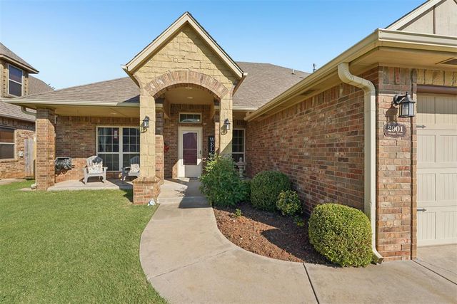 2901 Morgan Trace Road, Yukon, OK 73099