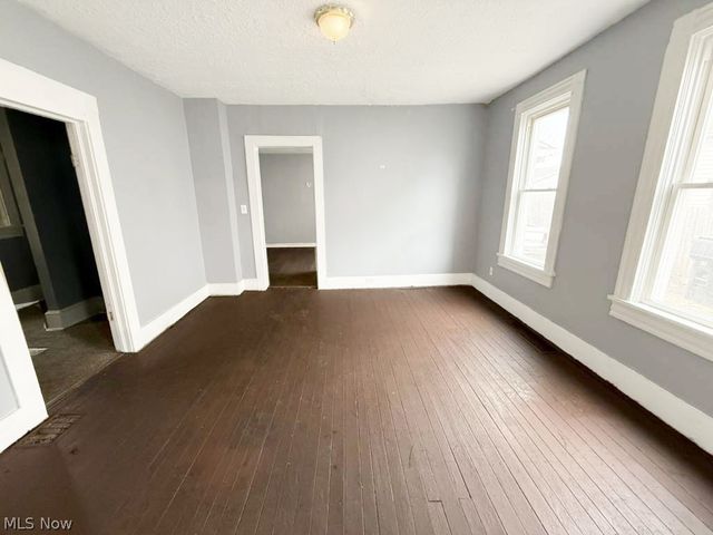 3206 W 50th Street, Cleveland, OH 44102