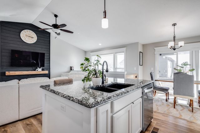 931 E Hickam St, Derby, KS 67037