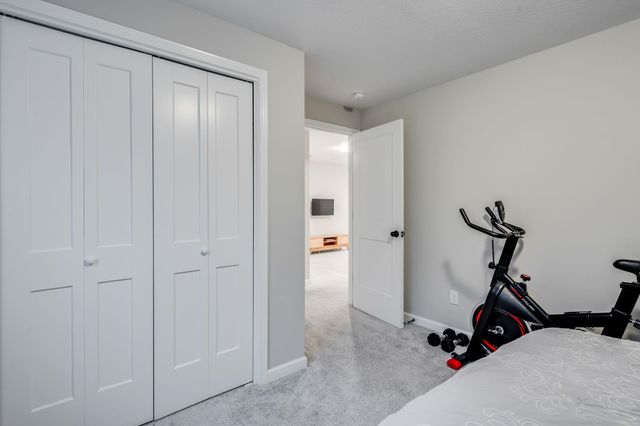 931 E Hickam St, Derby, KS 67037