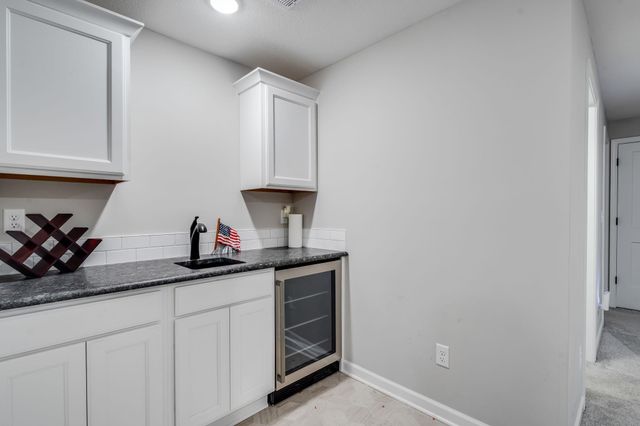 931 E Hickam St, Derby, KS 67037