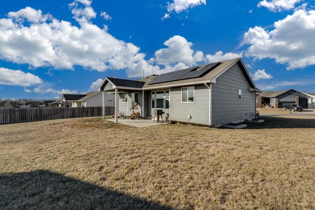 931 E Hickam St, Derby, KS 67037