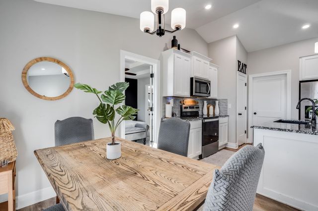 931 E Hickam St, Derby, KS 67037