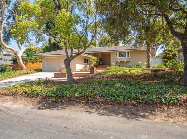 4012 Via Opata, Palos Verdes Estates, CA 90274