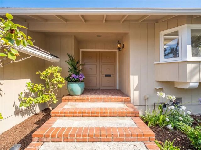4012 Via Opata, Palos Verdes Estates, CA 90274