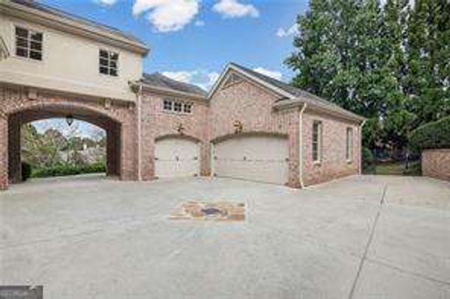 5495 Claire Rose Lane, Sandy Springs, GA 30327