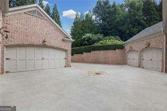 5495 Claire Rose Lane, Sandy Springs, GA 30327