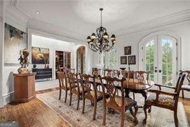 5495 Claire Rose Lane, Sandy Springs, GA 30327