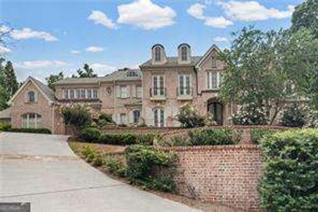 5495 Claire Rose Lane, Sandy Springs, GA 30327