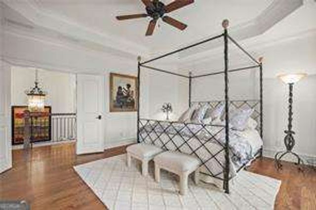 5495 Claire Rose Lane, Sandy Springs, GA 30327