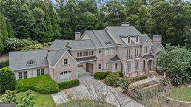 5495 Claire Rose Lane, Sandy Springs, GA 30327