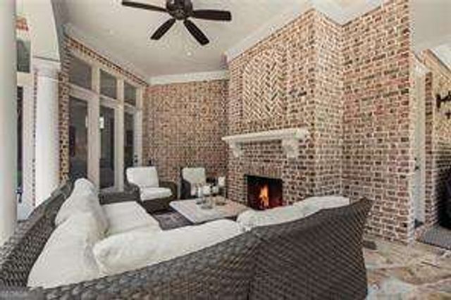 5495 Claire Rose Lane, Sandy Springs, GA 30327