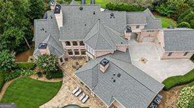 5495 Claire Rose Lane, Sandy Springs, GA 30327