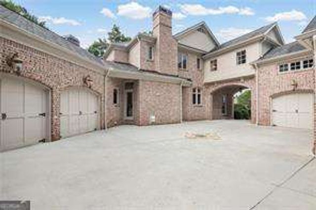 5495 Claire Rose Lane, Sandy Springs, GA 30327