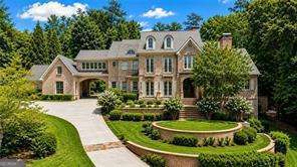 5495 Claire Rose Lane, Sandy Springs, GA 30327