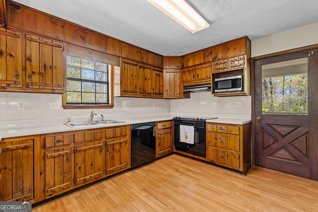 4950 Creel Road, Chattahoochee Hills, GA 30213