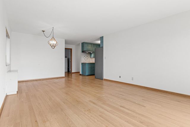 200 N Mississippi River Boulevard 2A, Saint Paul, MN 55104