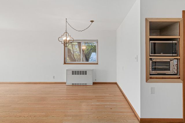 200 N Mississippi River Boulevard 2A, Saint Paul, MN 55104