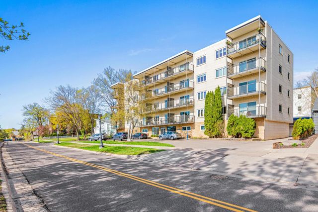 200 N Mississippi River Boulevard 2A, Saint Paul, MN 55104