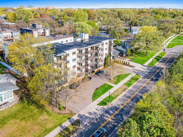 200 N Mississippi River Boulevard 2A, Saint Paul, MN 55104