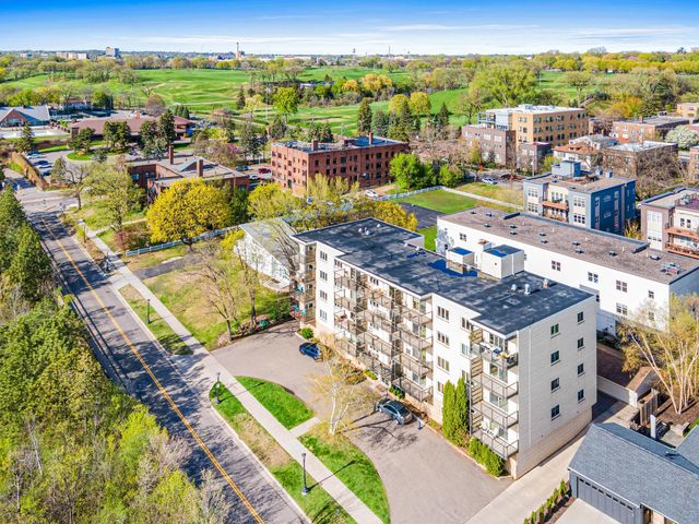 200 N Mississippi River Boulevard 2A, Saint Paul, MN 55104